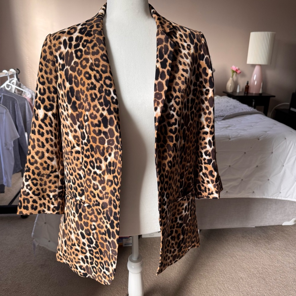 Leopard Print Women's 3/4 sleeve blazer
